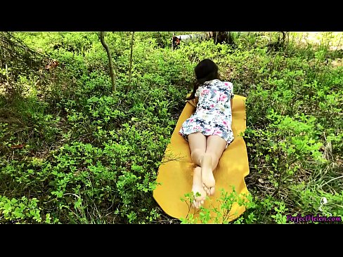 ❤️ Tinder တွင် သူစိမ်းတစ်ယောက်သည် ကျွန်ုပ်၏ Pussy နှင့် Fucks များကို တောထဲ၌ စိတ်အားထက်သန်စွာ အနိုင်ယူသည်။ ️❌ Porno မှာ ငါတို့မှာ ❌️